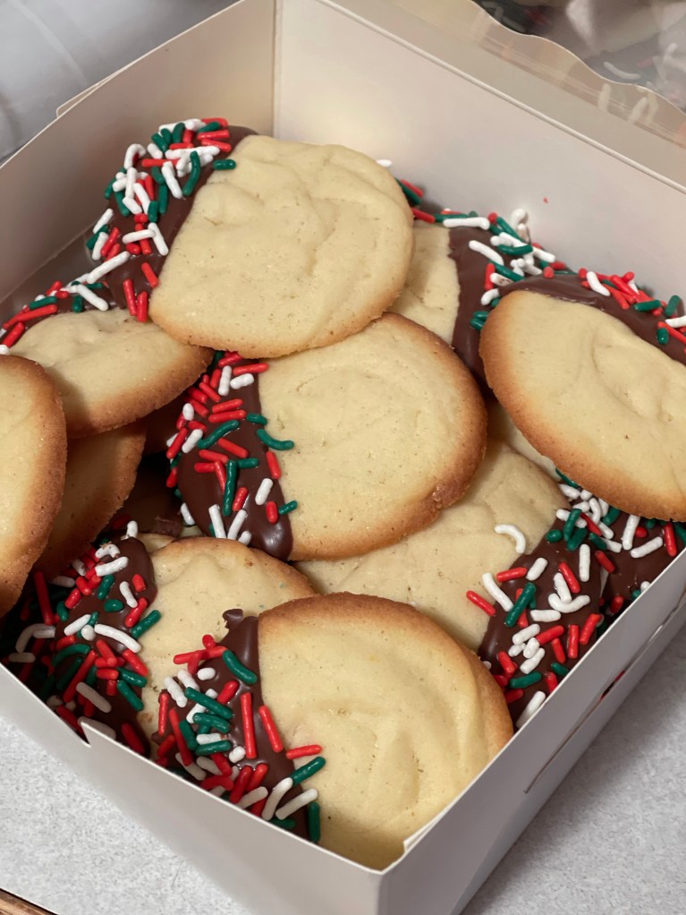 Italian Sand Cookies